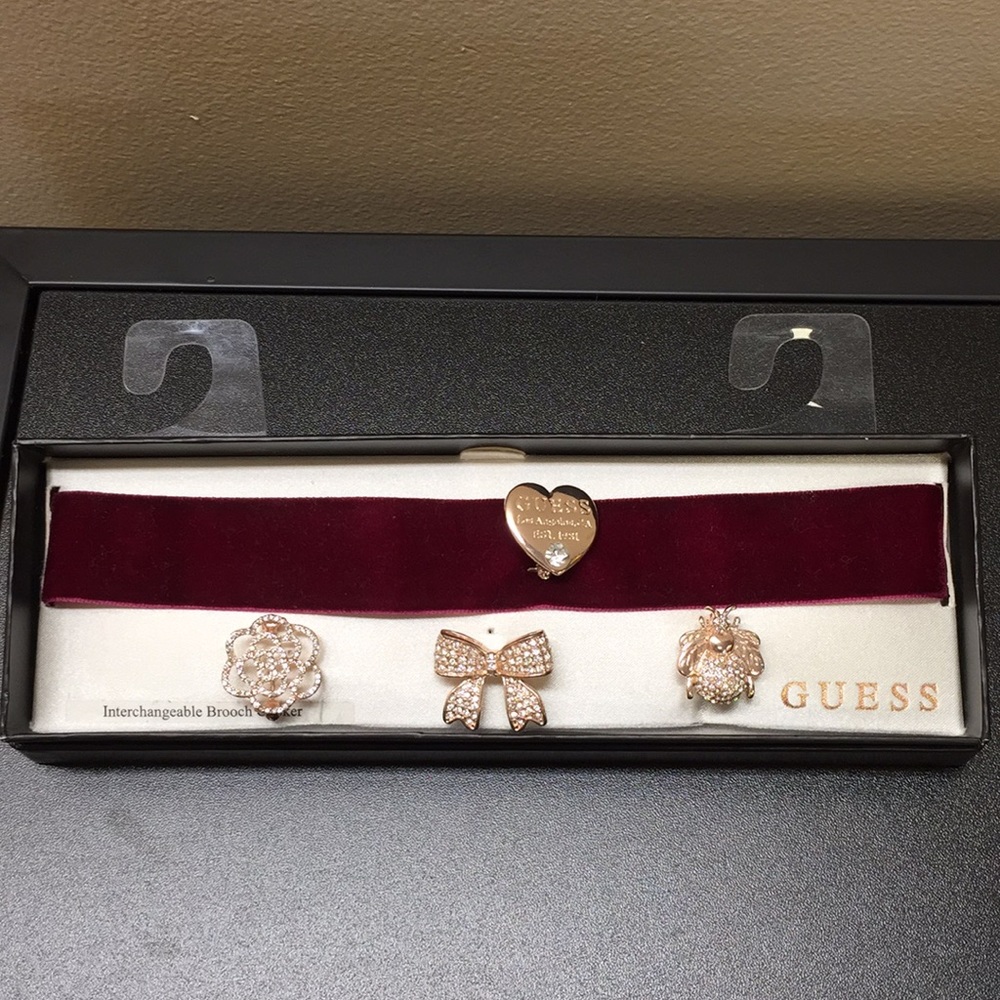 Guess Velvet Choker Interchangeable brooch